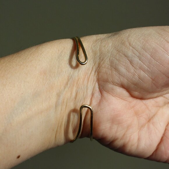 Vintage Modernist Christopher Poly Cuff Bracelet Small wrist - Picture 5 of 5